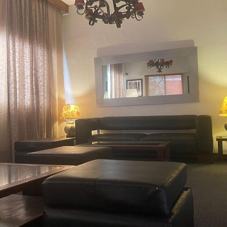בואנוס איירס Hotel La Perla מראה חיצוני תמונה