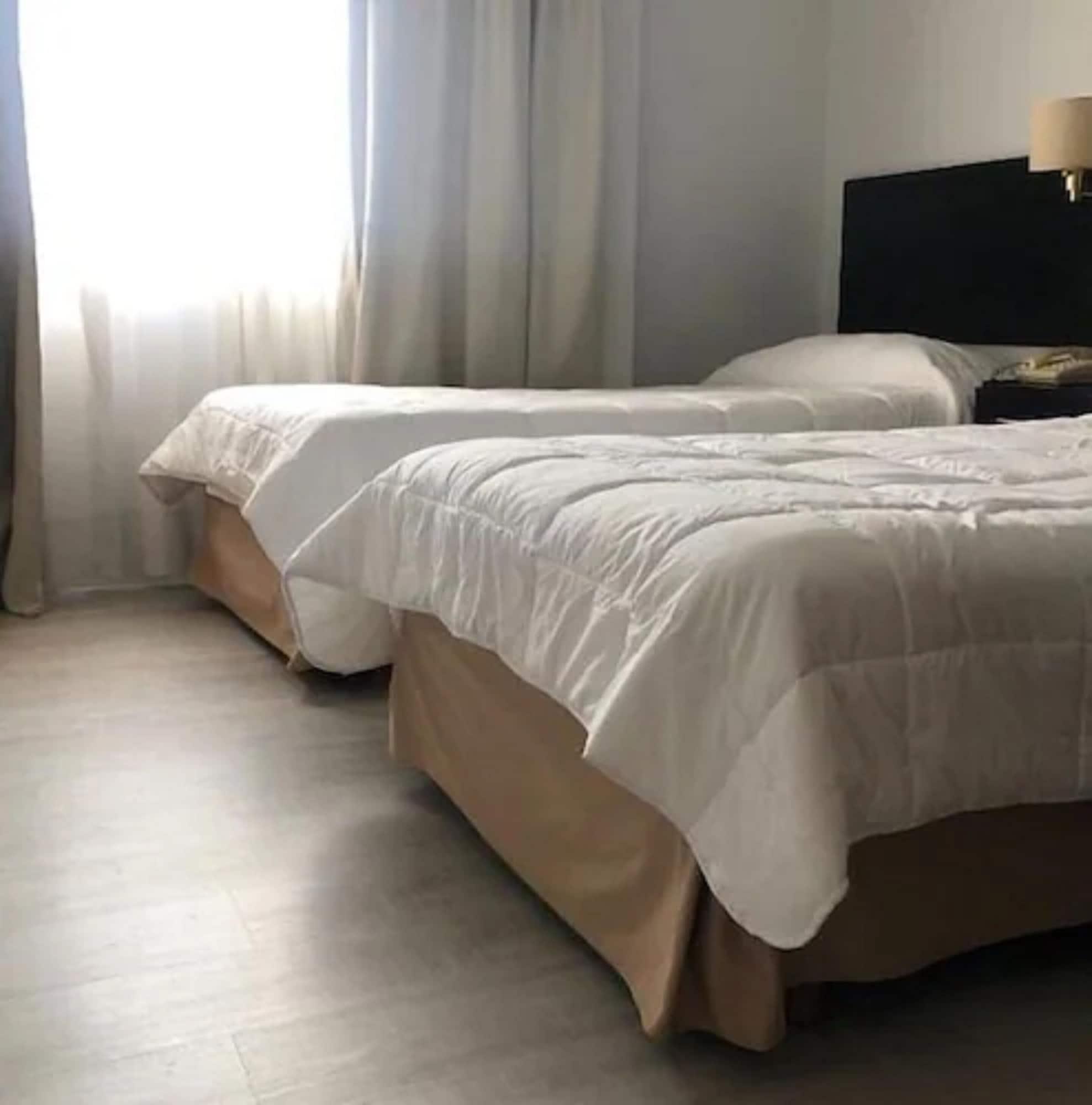 בואנוס איירס Hotel La Perla מראה חיצוני תמונה