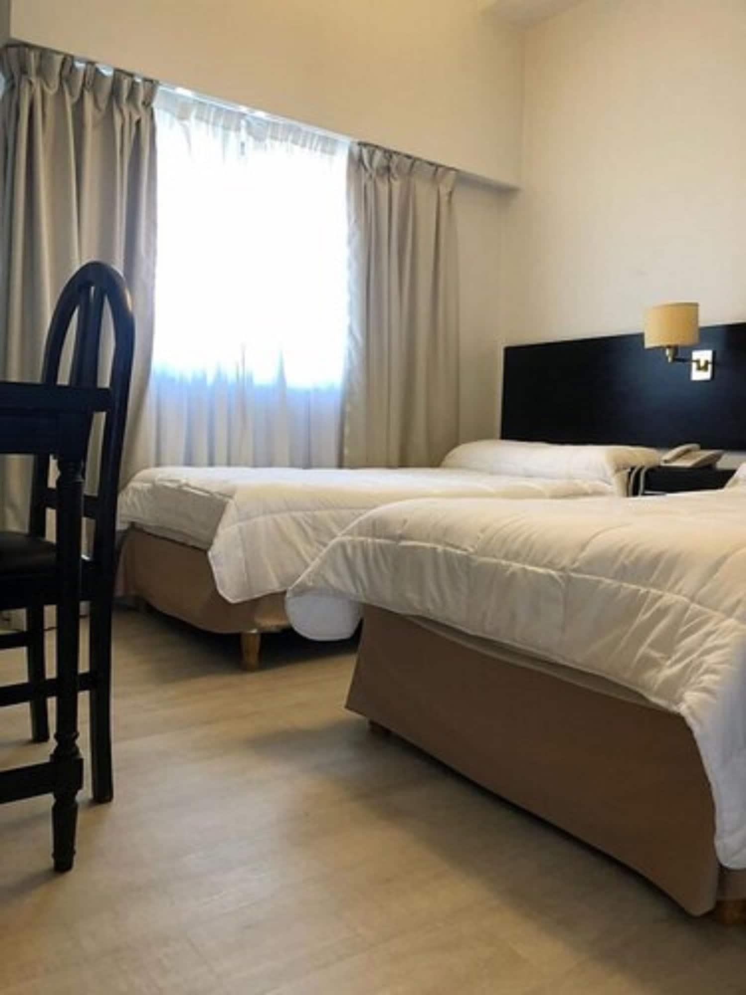 בואנוס איירס Hotel La Perla מראה חיצוני תמונה